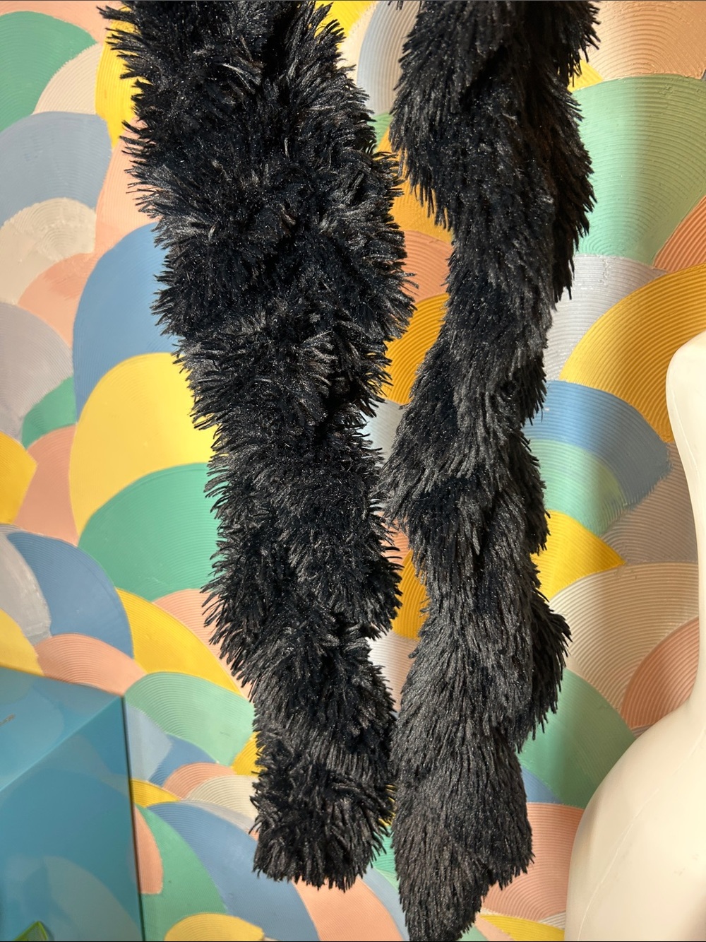 Black Fuzzy Faux Fur Elastic swirl Scarf - Picture 4 of 6